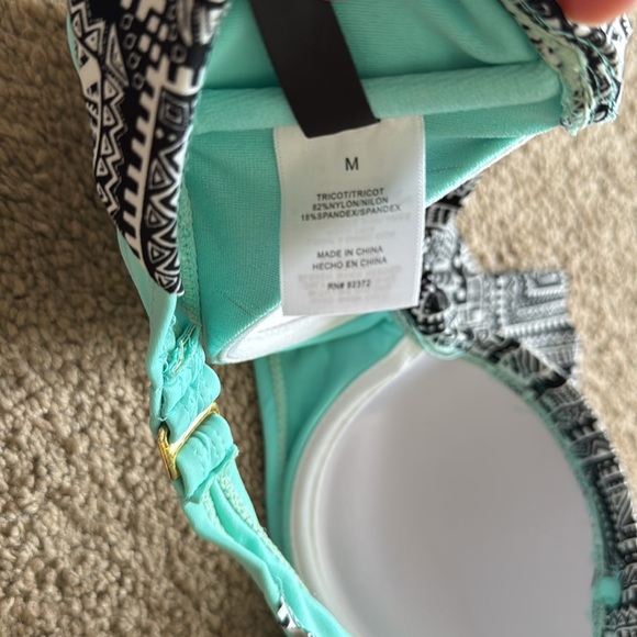 Strapless Ruffle Bikini Top - Picture 5 of 5